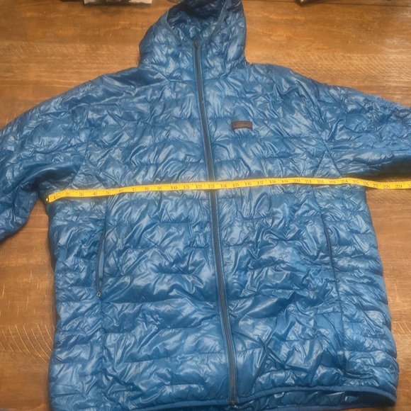 Patagonia men’s hooded jacket - Picture 4 of 11
